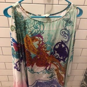 Cold shoulder short sleeve